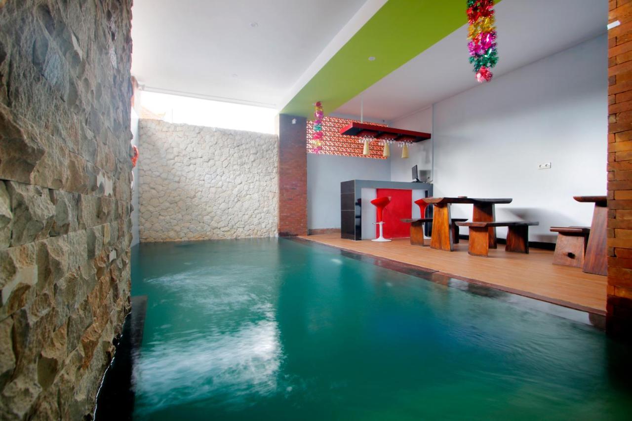 Valomia Guest House Denpasar  Luaran gambar