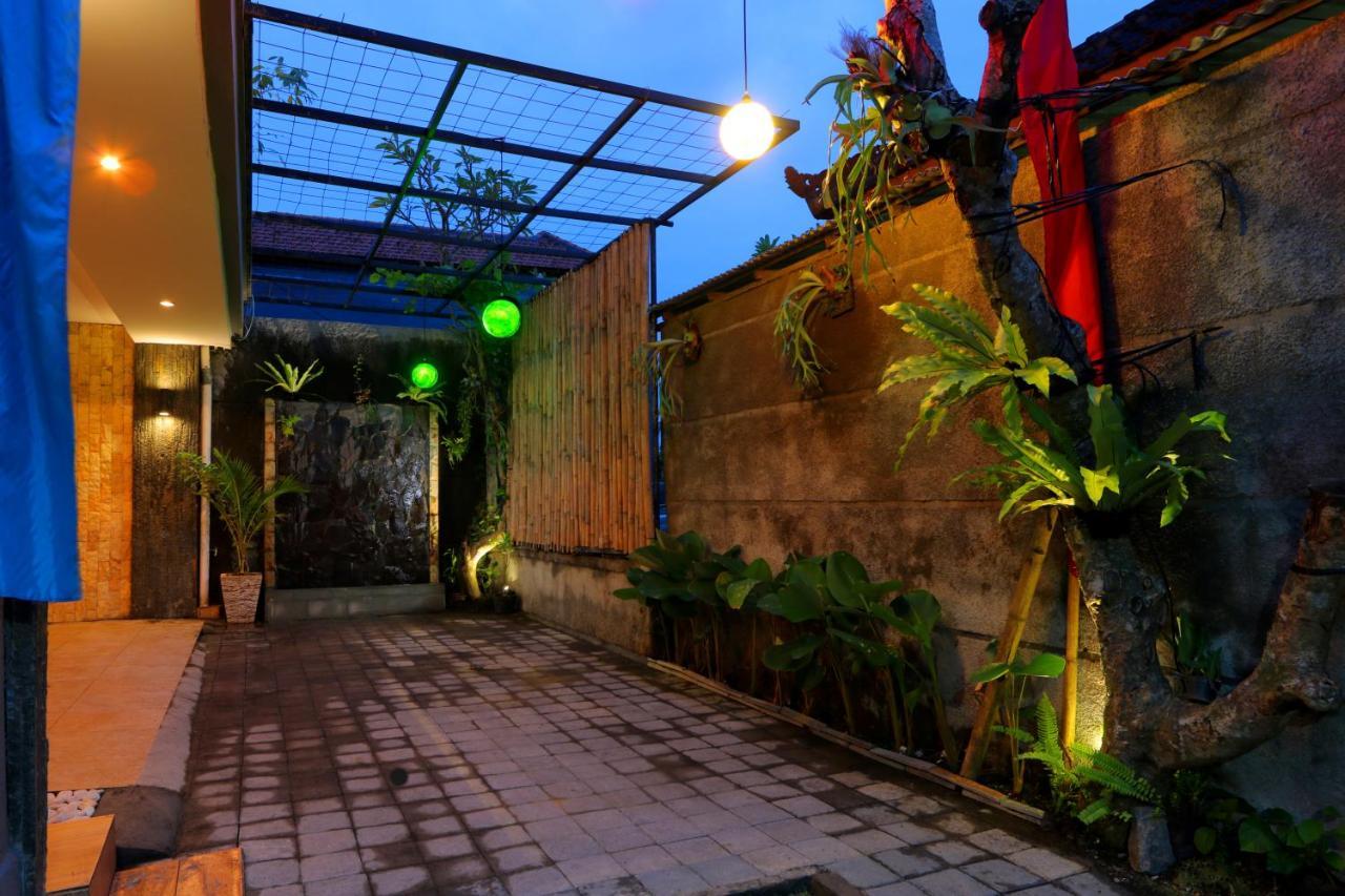 Valomia Guest House Denpasar  Luaran gambar