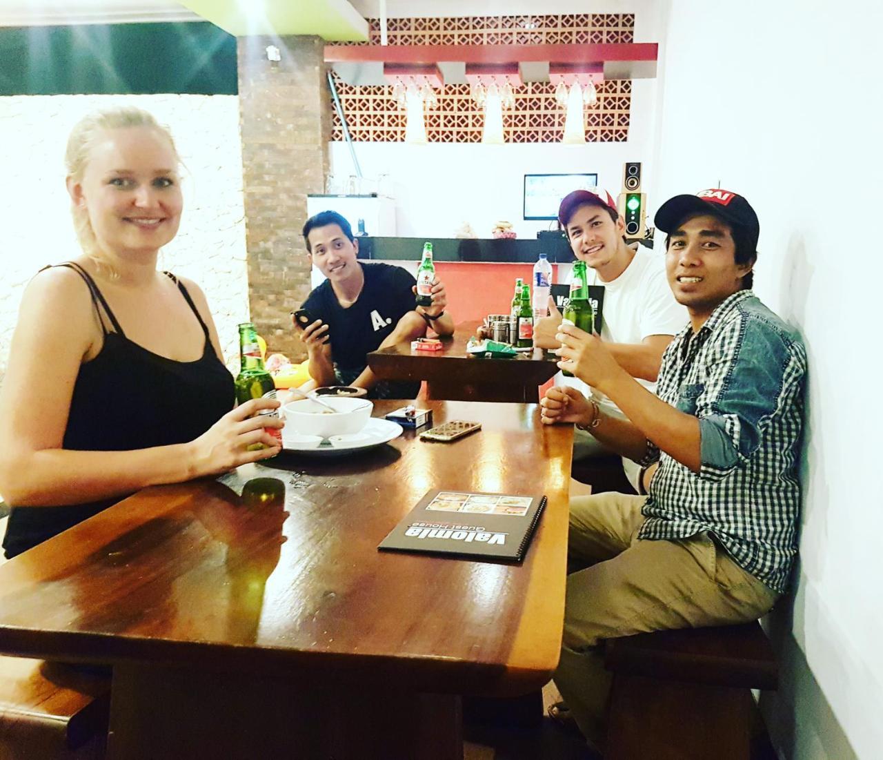 Valomia Guest House Denpasar  Luaran gambar